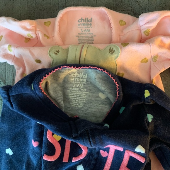 SOLD 2 Carter’s Footies - Picture 3 of 6